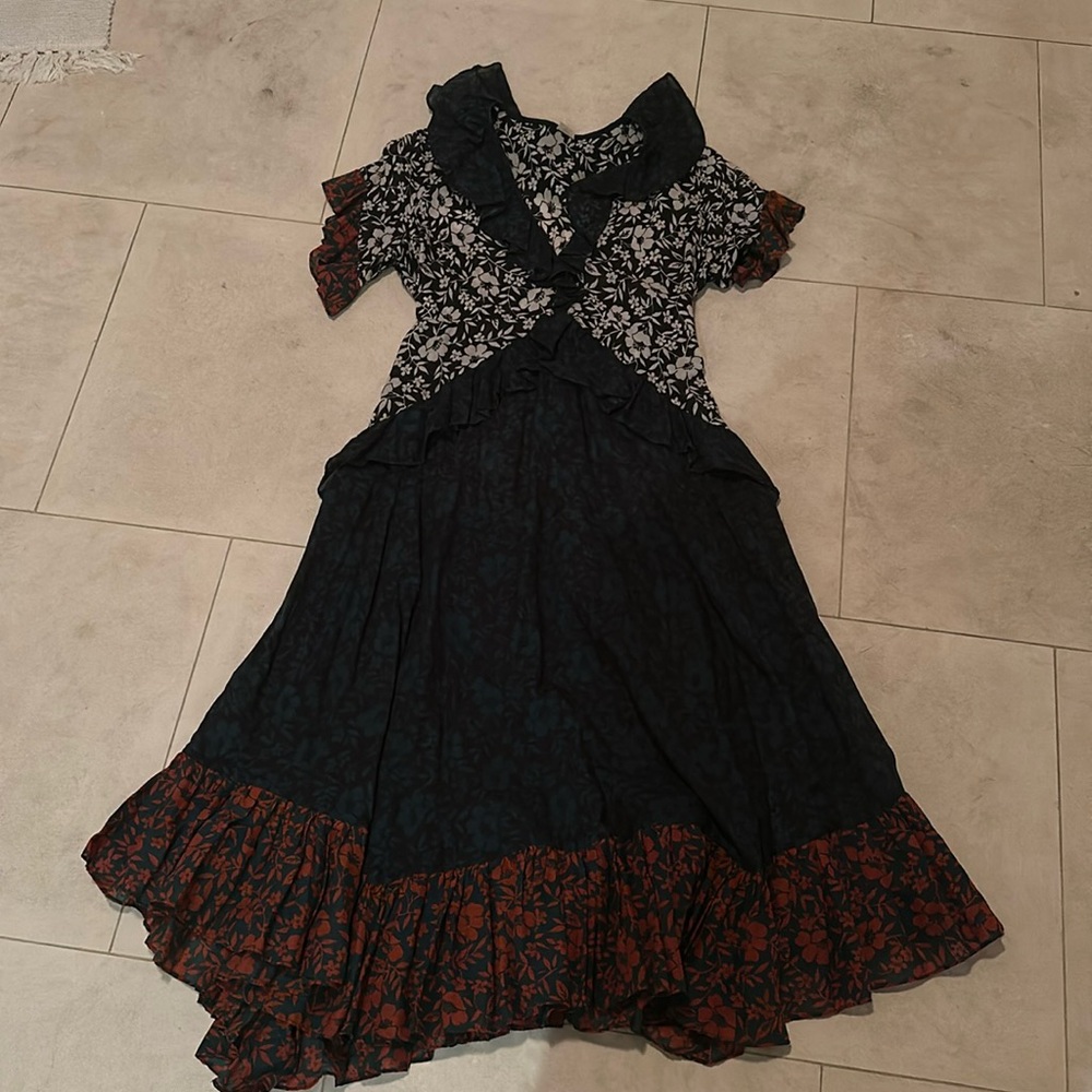 Warm floral printed midi dress